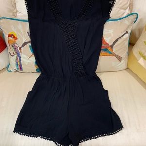 Willow& Clay romper, size S, black